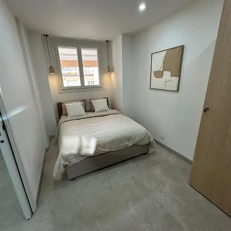 Apartment Luxury Location , Ideally Situated Near Sea *